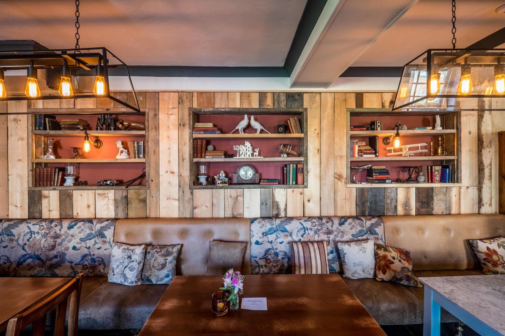 The Bulls Head Hotel Bromley Bagian luar foto